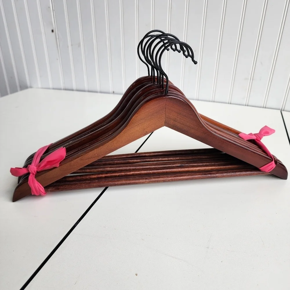 Pack Of 8 Natural WOOD HANGER 18